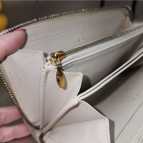 Authentic Louis Vuitton Yellow Vernis Zipper Around Wallet W/ Dust Bag - Picture 14 of 17